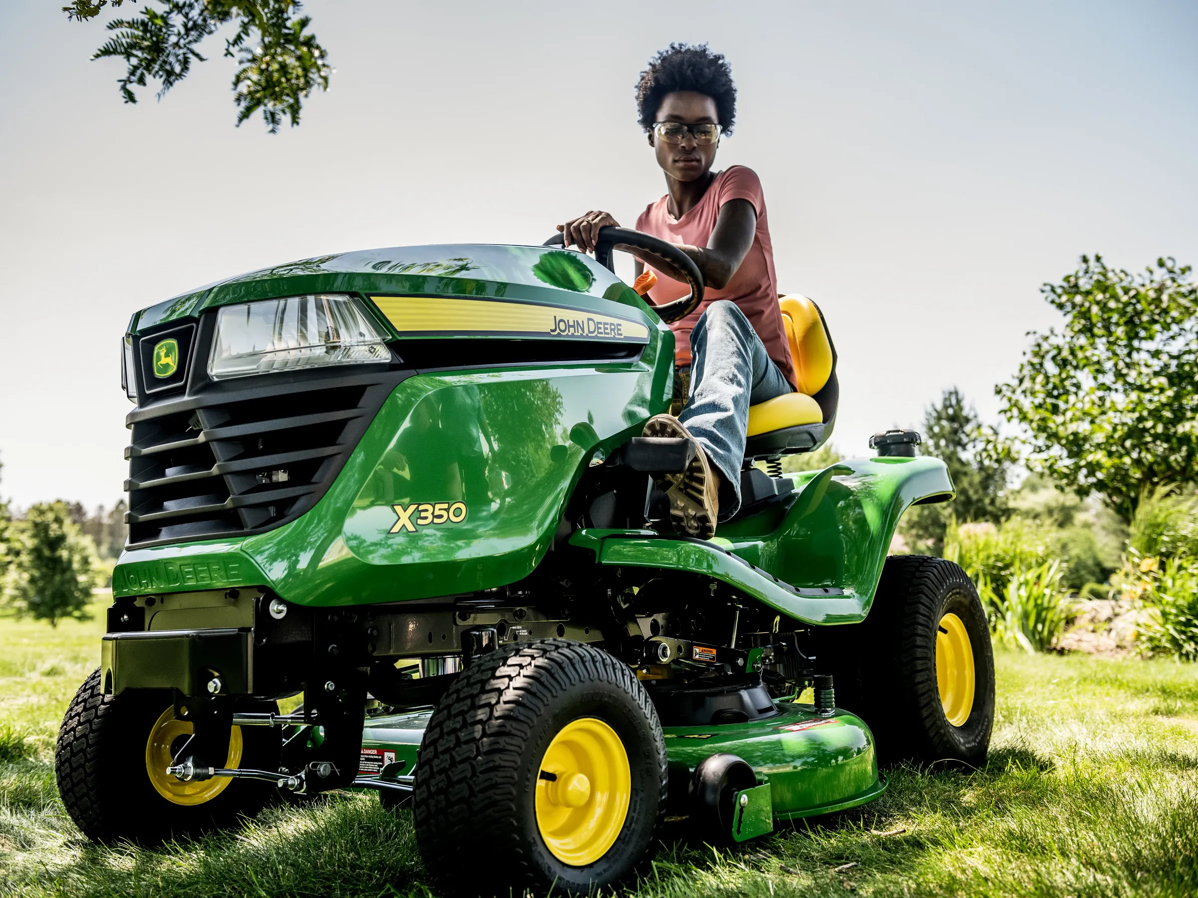 John Deere X370 Select Series Lawn Tractor (42-in. Deck) — Engine Power