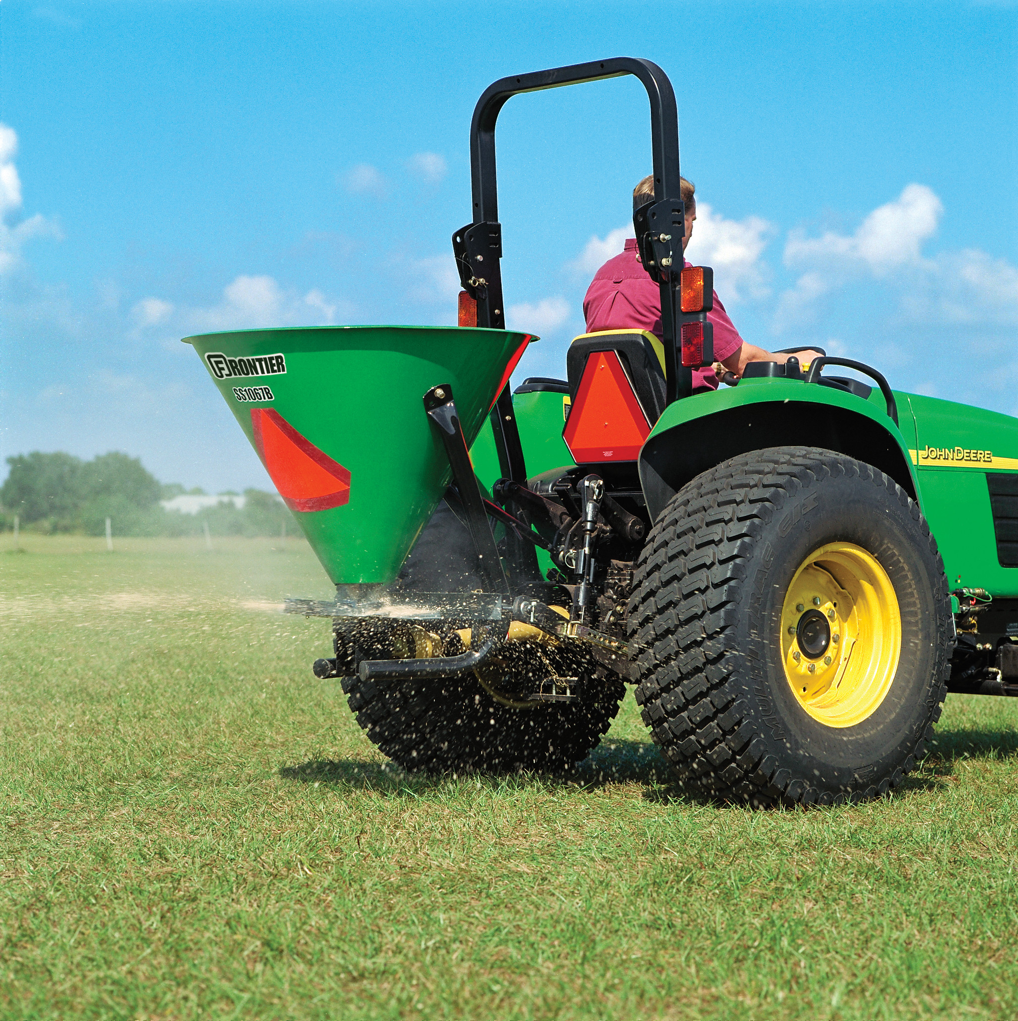 SS1067B on utility tractor in field