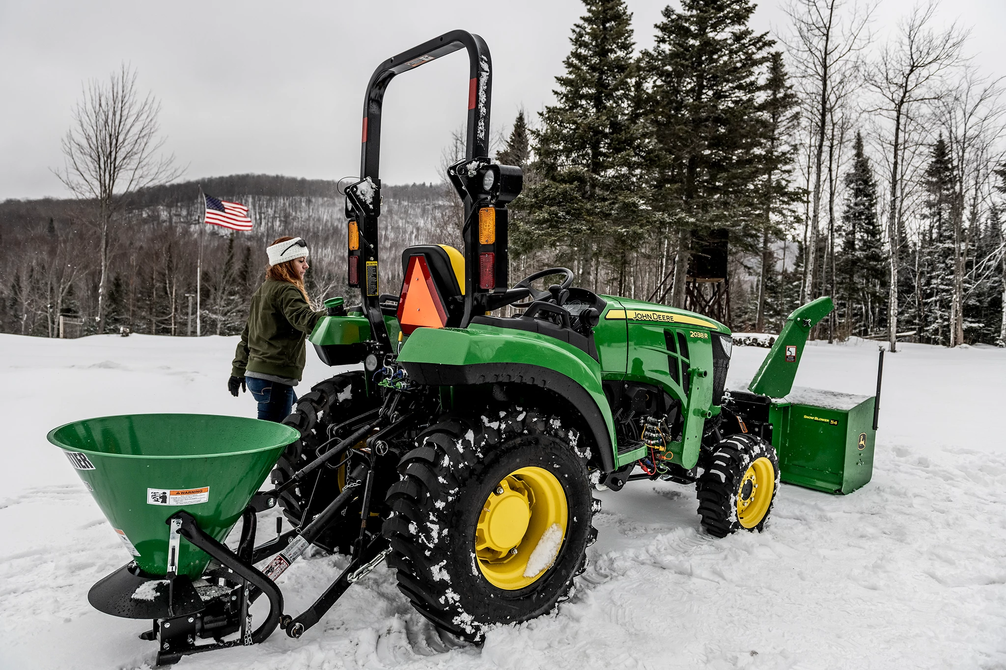 View of SS1023B spreader in snowy scene