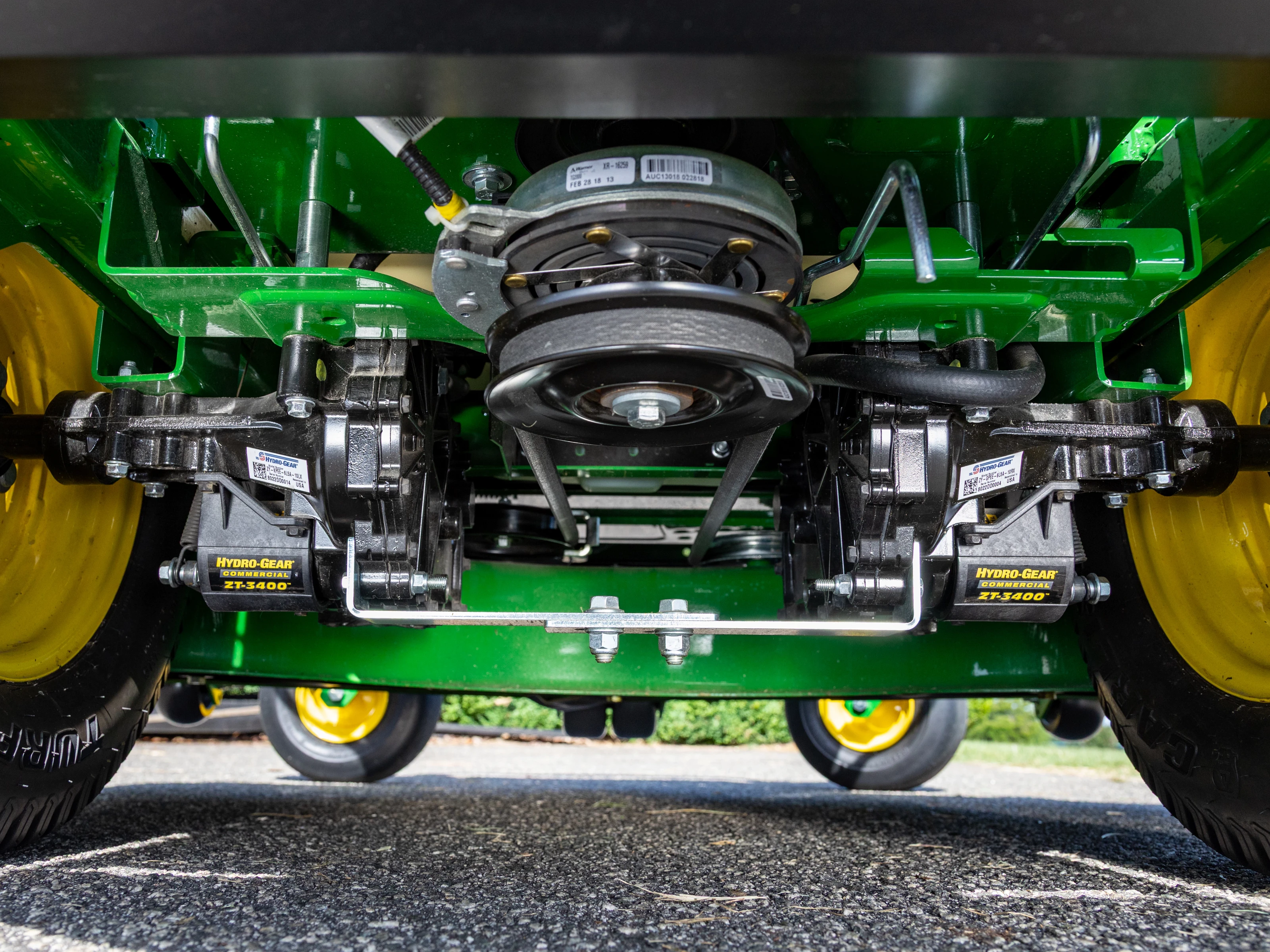 John Deere Z740R ZTrak™ Zero-Turn Mower — Forward Speed