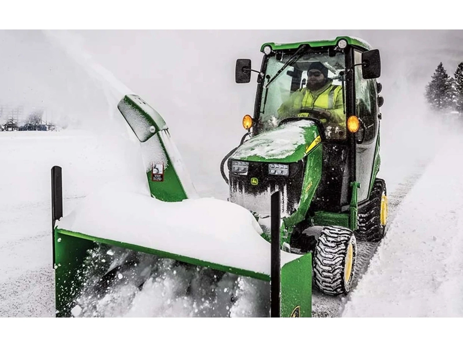 John Deere 1025R Sub-Compact Tractor — Displacement