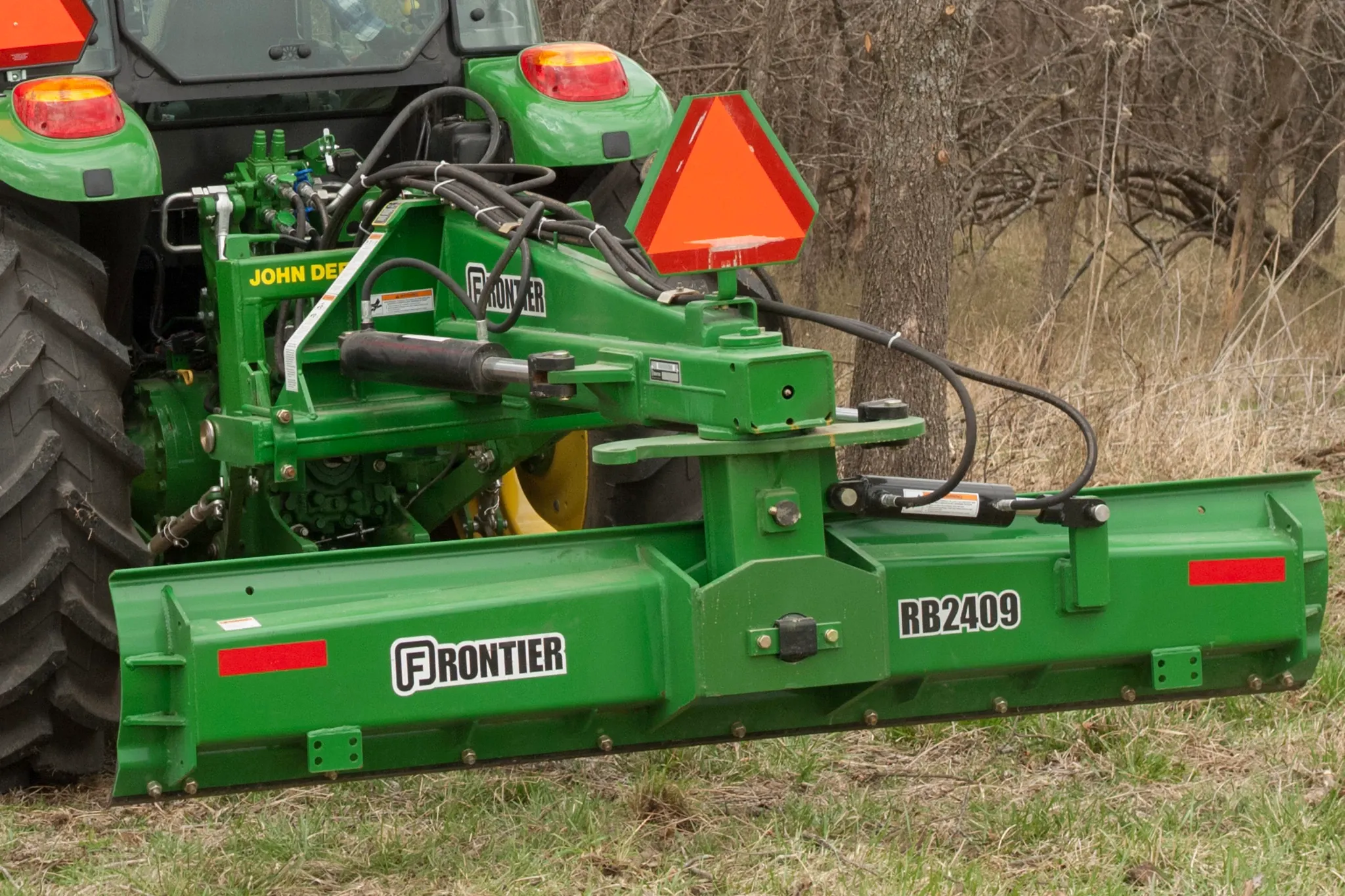 Field view of RB2409 Rear Blade on 5115M Tractor