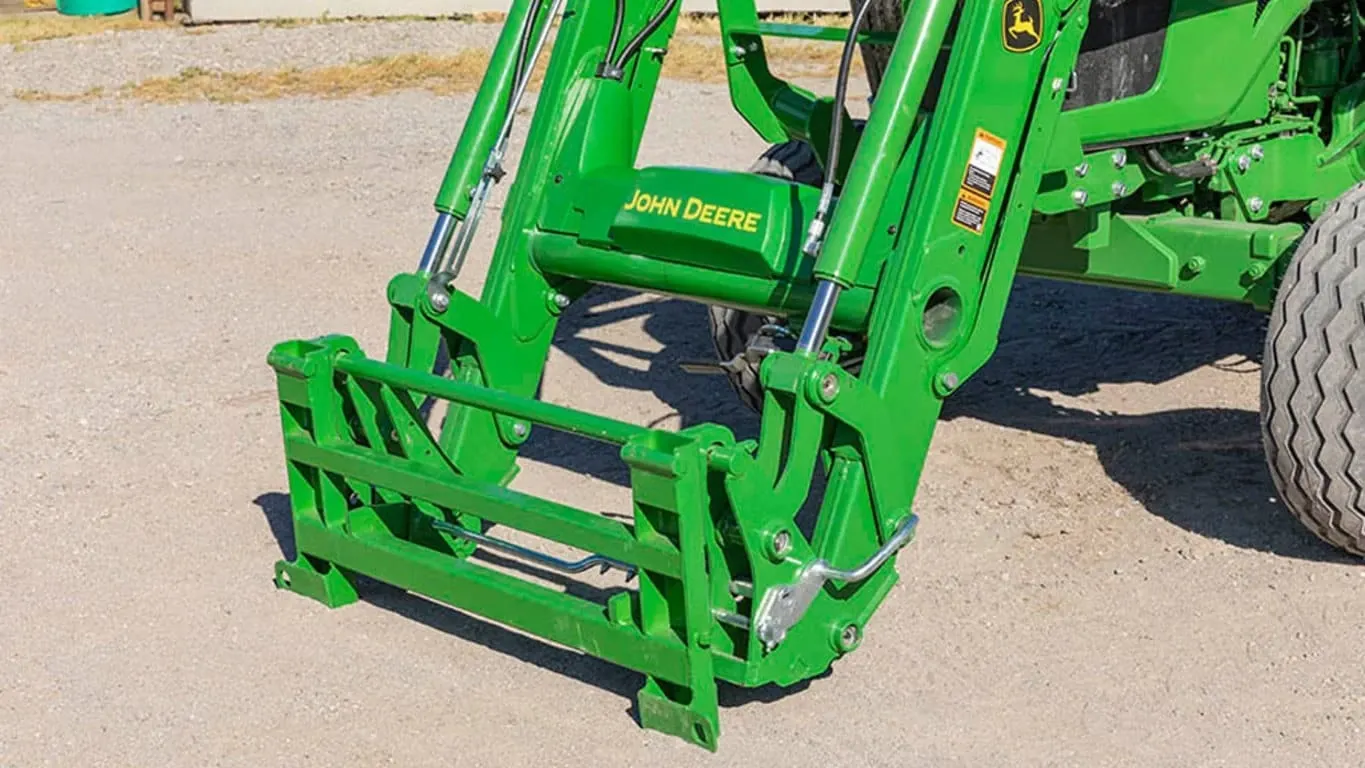 field image of a Frontier DA21G Loader Carrier Adapter
