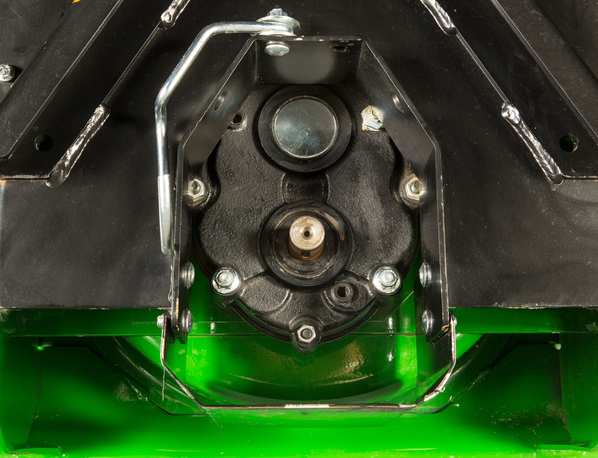 Close-up of a 60-inch Heavy-Duty Snow Blower's heavy-duty helical gearbox