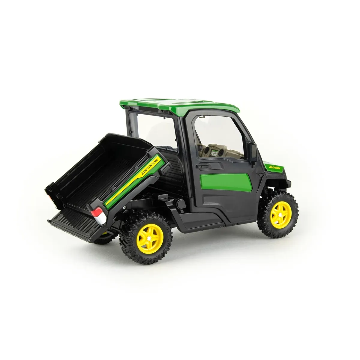 1/16 XUV835R Gator