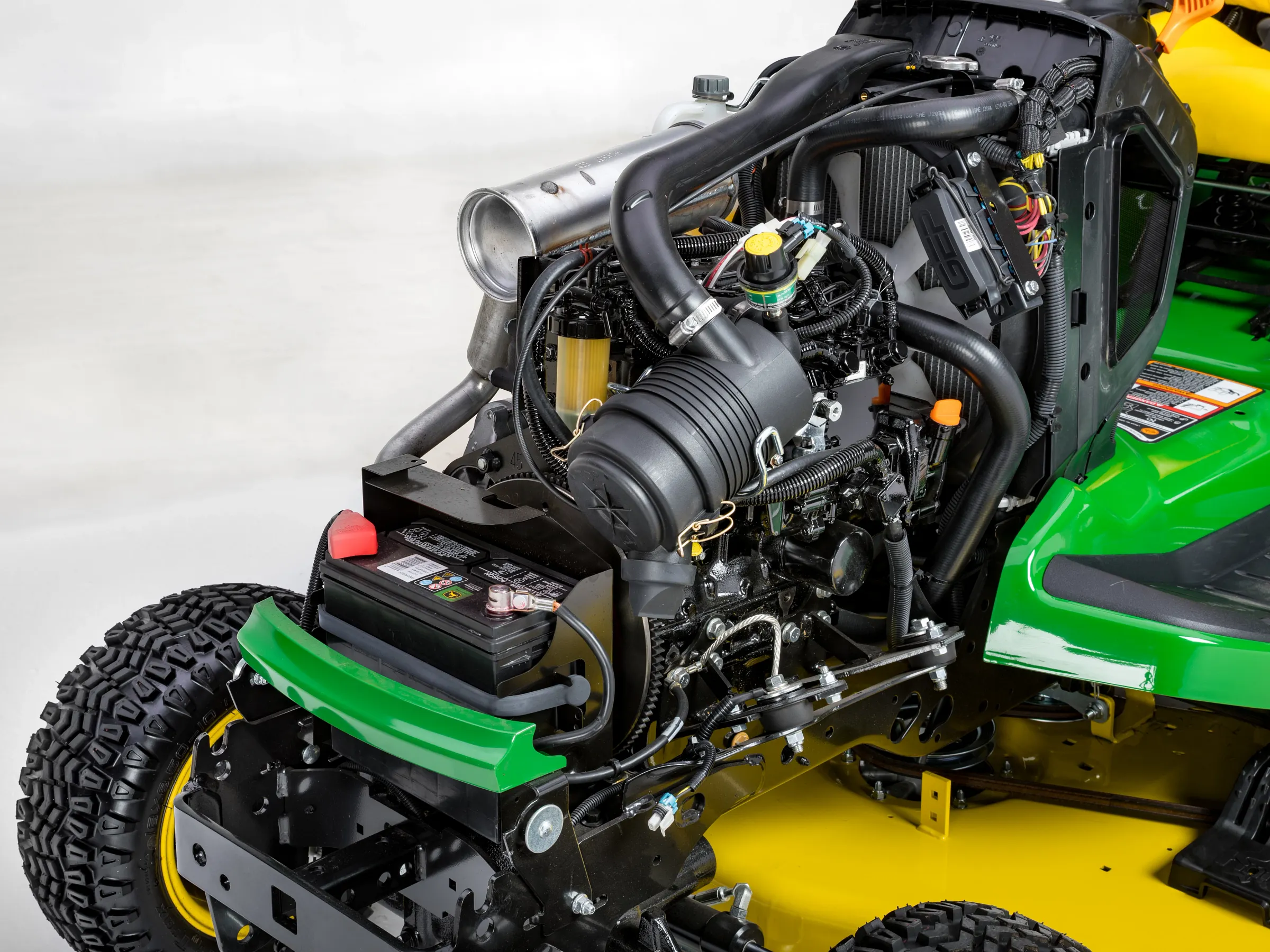 24 HP Liquid-Cooled 3-Cylinder Diesel Engine
