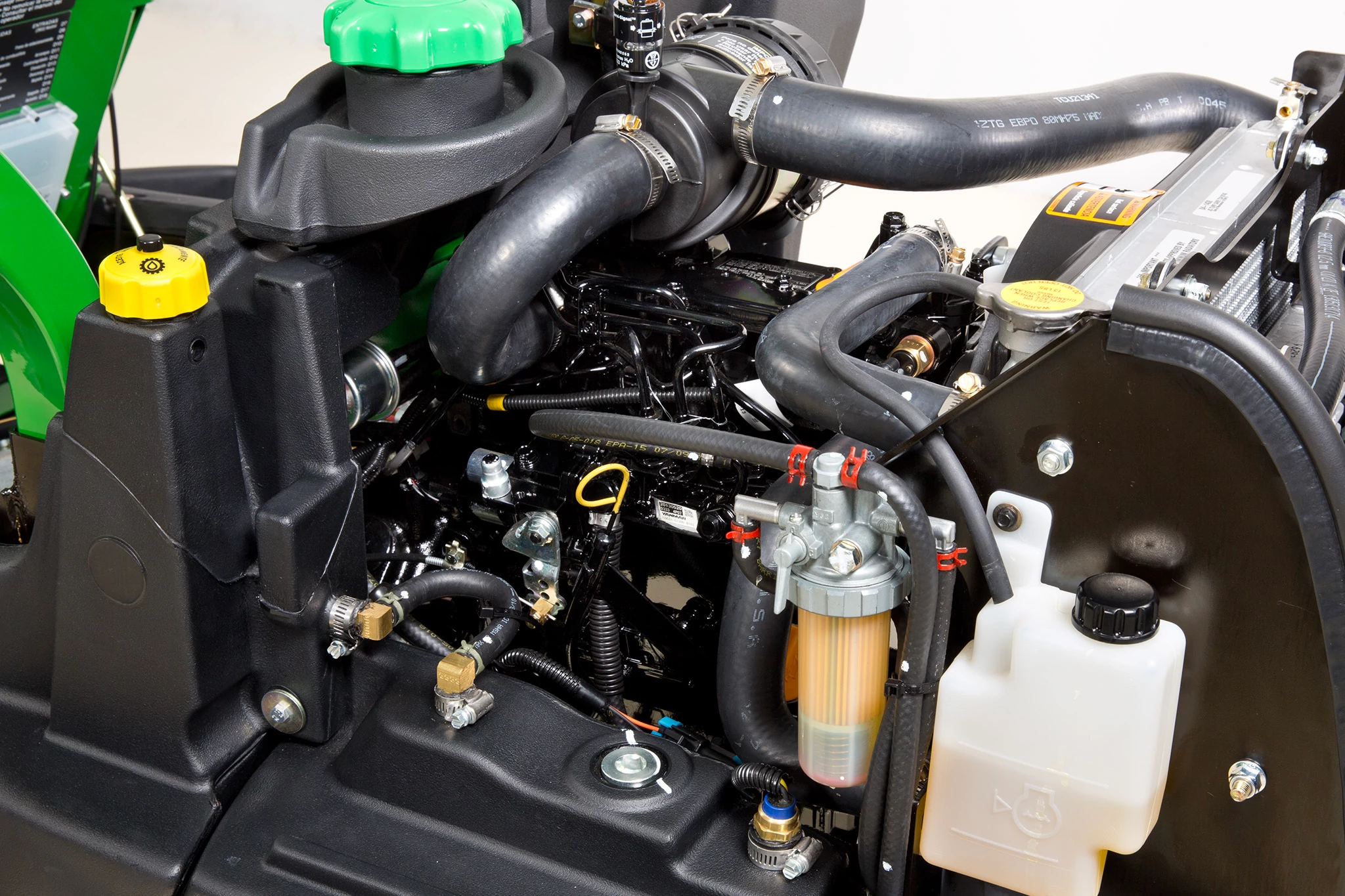 Close up view of the 2550 PrecisionCut engine