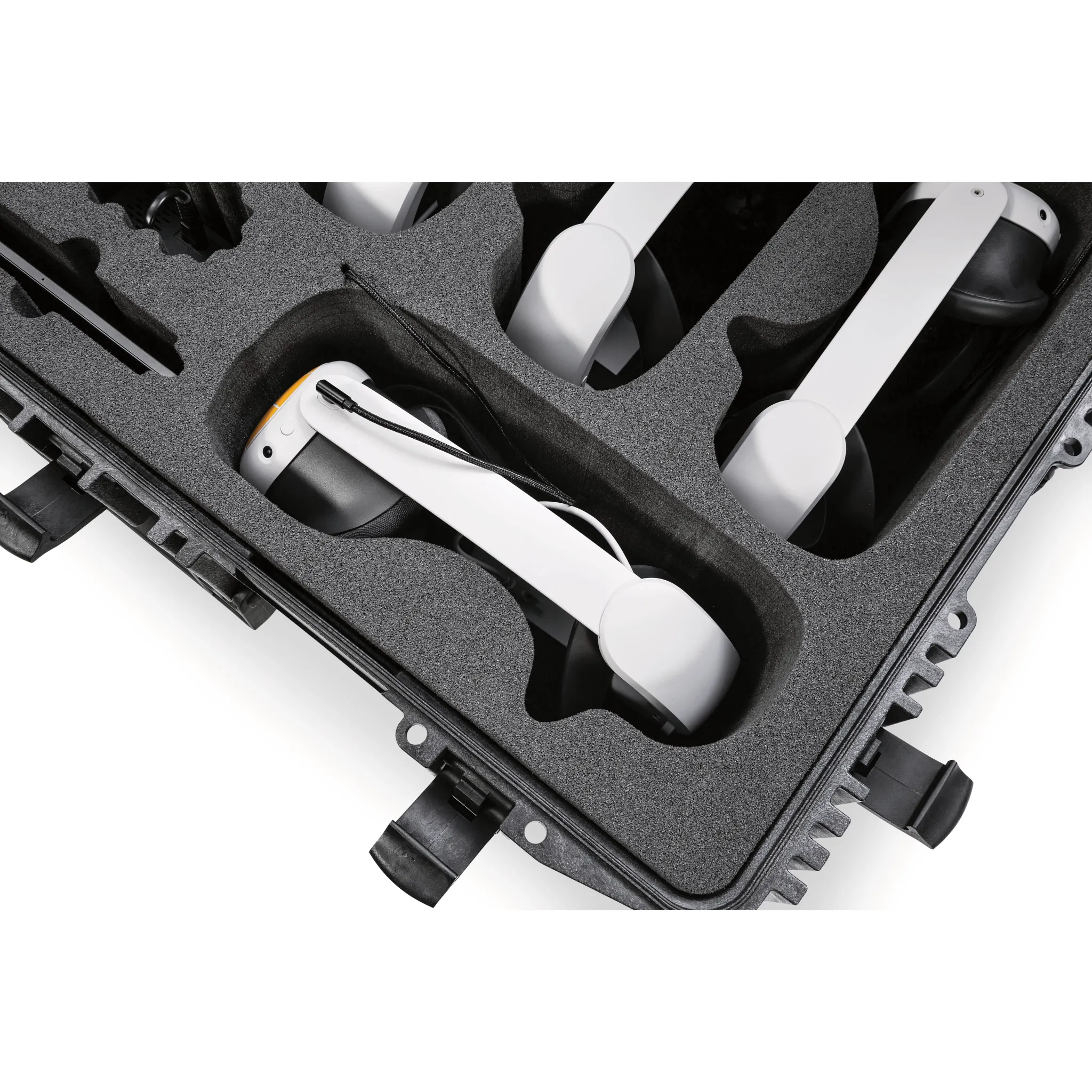 Training Operators Technicians Technical Sales Virtual Reality VR Augmented Reality AR Extended Reality XR Headsets Goggles Meta Flight Case Chargers