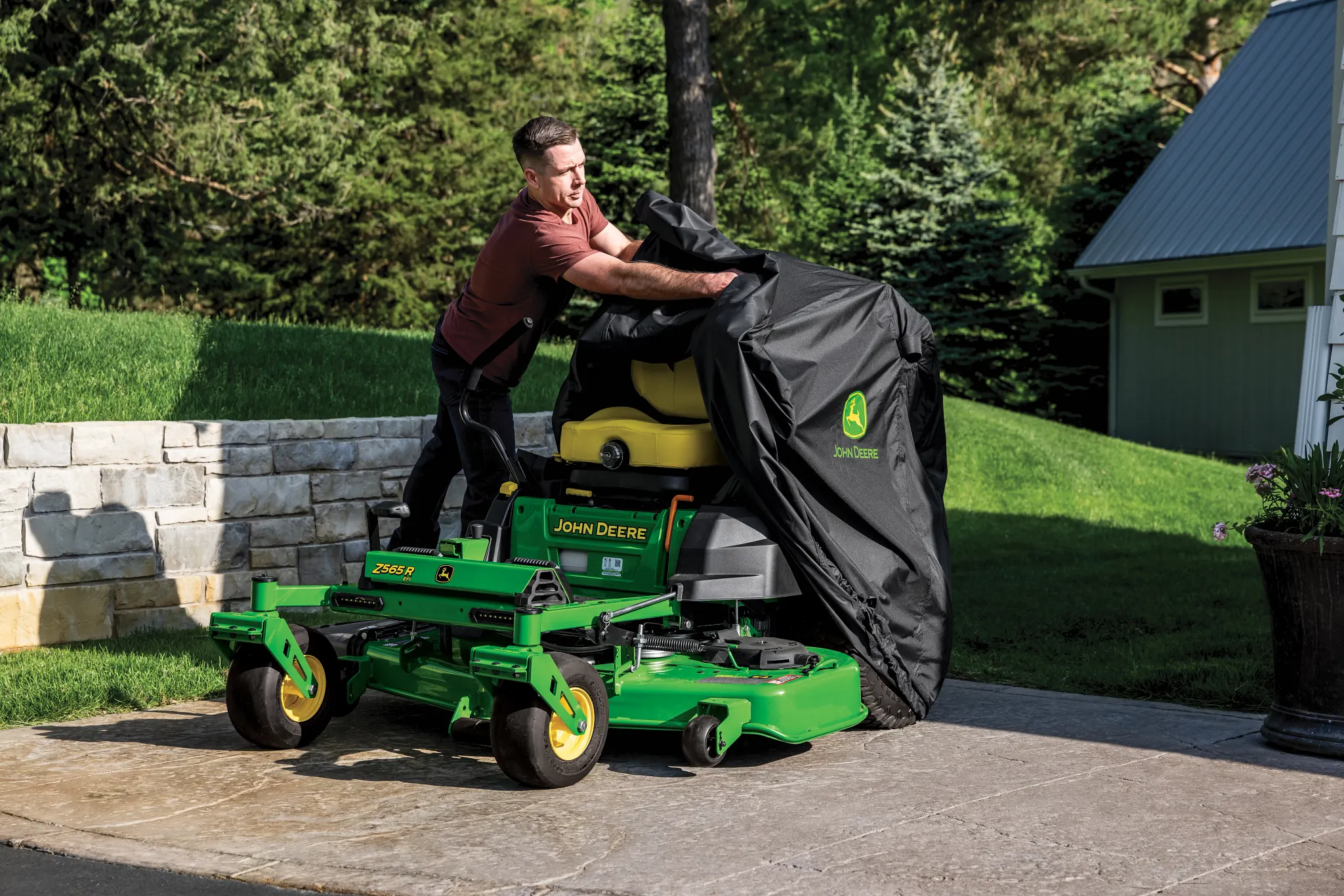 Z565R ZTrak™ Mower | John Deere US