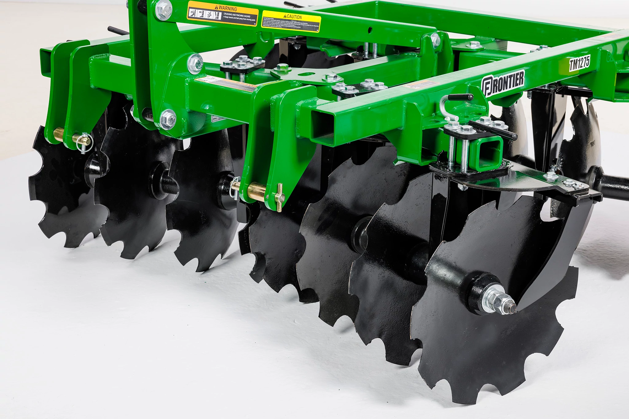 Studio view of TM1275 Notched Disk Harrow