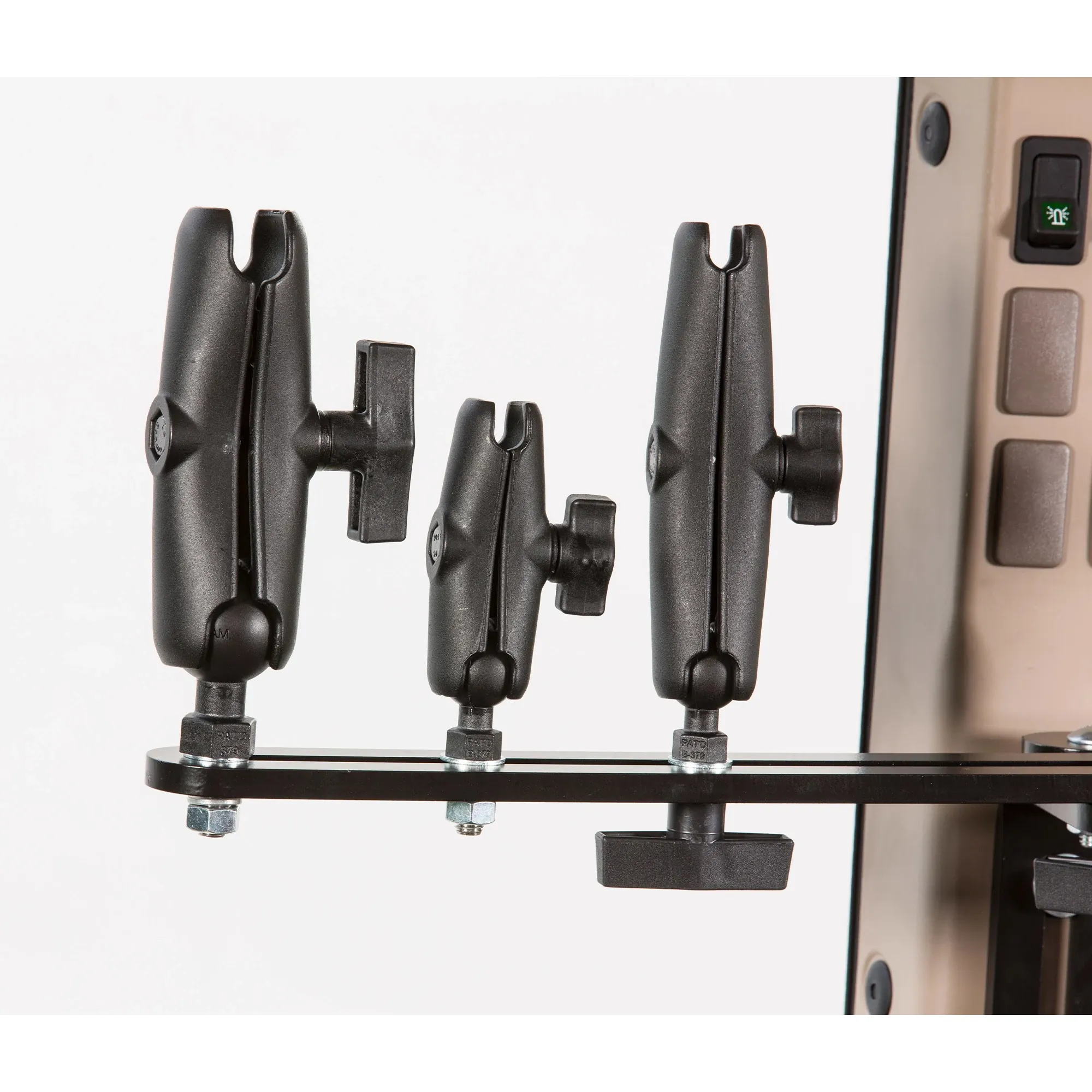 John Deere 133.35 mm (5.25 inch) Tie-Rod Assembly - RE561251