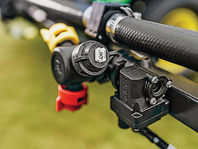 Field, Pro Gator 2030A nozzle, HD200