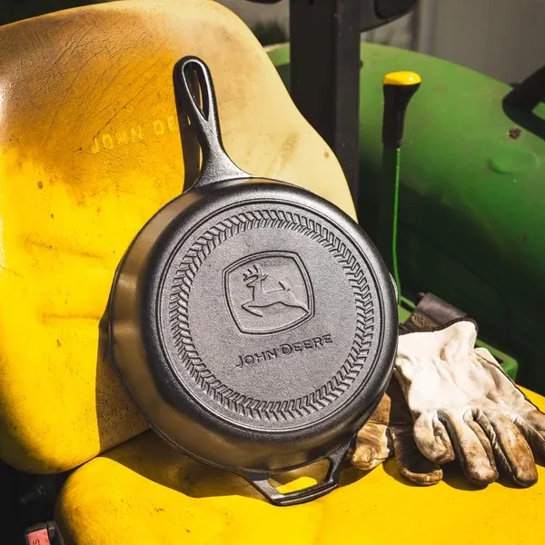 Lodge Cast Iron Skillet - 10.25 in. 