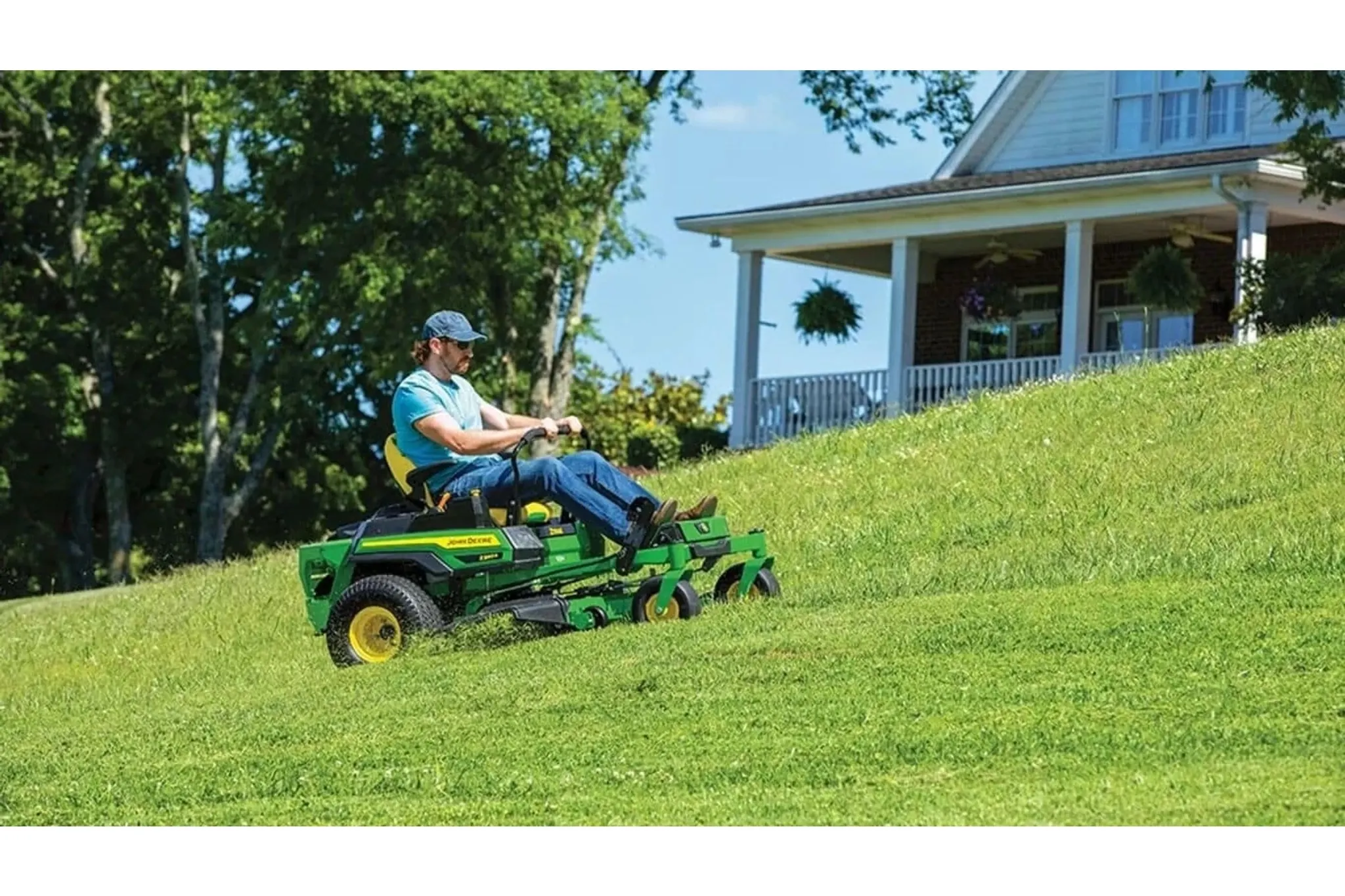 Z330R ZTrak™ Mower with 48- or 54-in. Deck | John Deere US