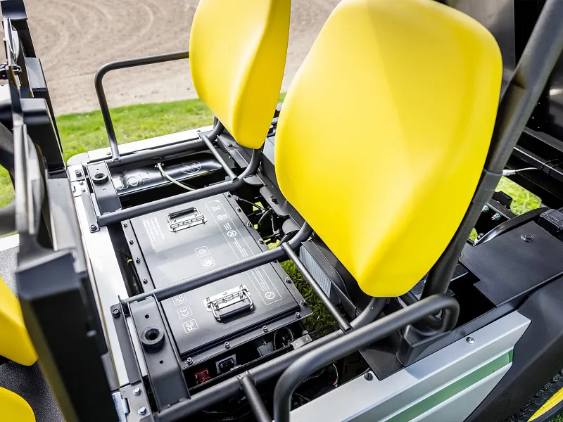 Gator™ GS Electric Work Utility Vehicles | John Deere UK