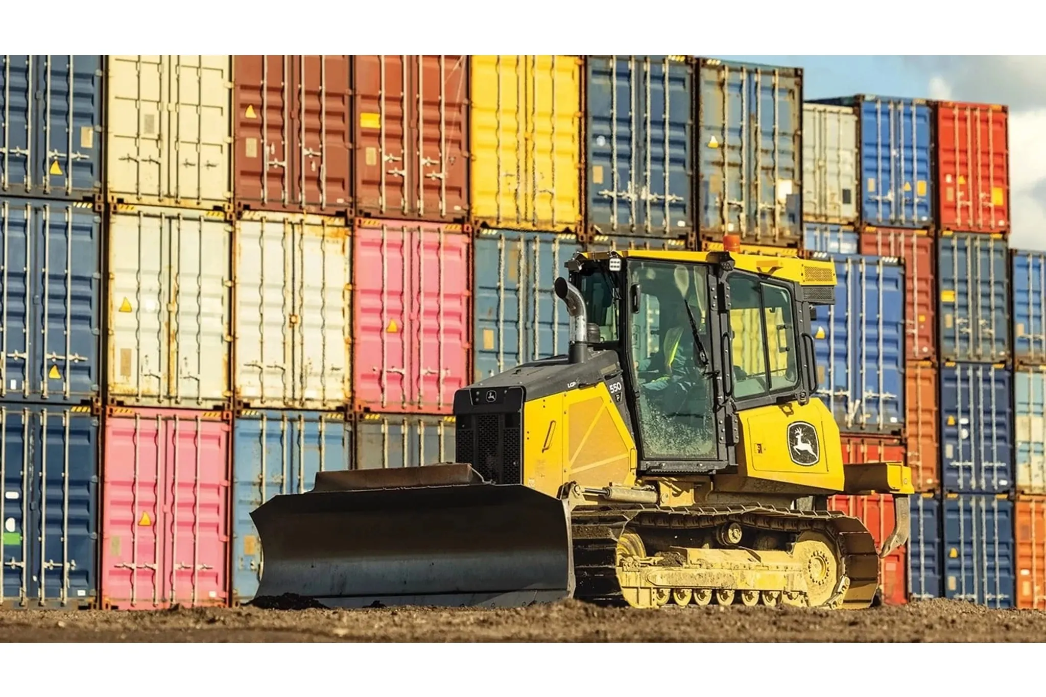 550 P-Tier Small Dozer | John Deere US