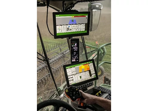 Dual display mode on the G5 CommandCenter in cab