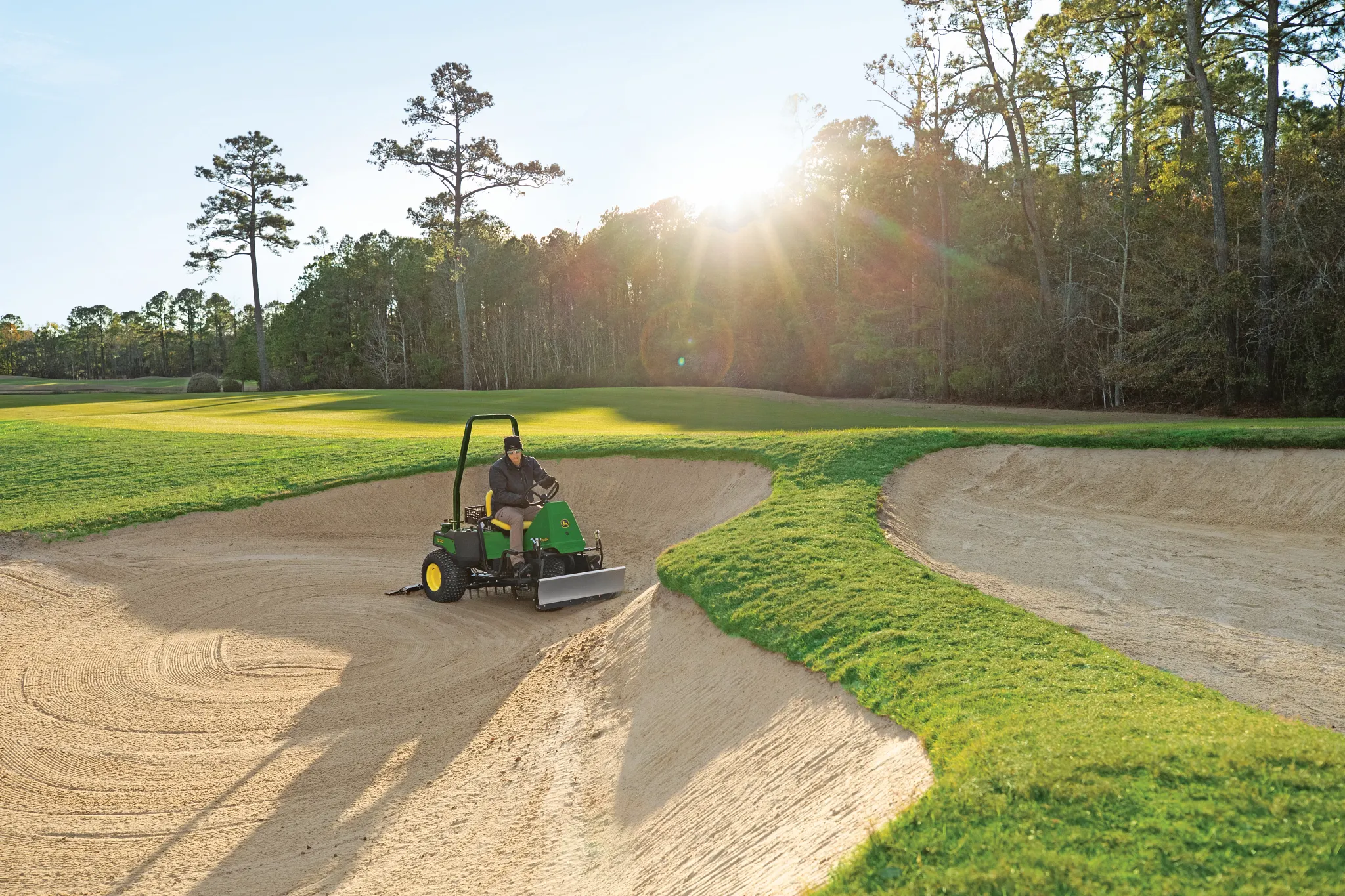 TruFinish™ 1220 Golf and Sports Equipment | John Deere IE