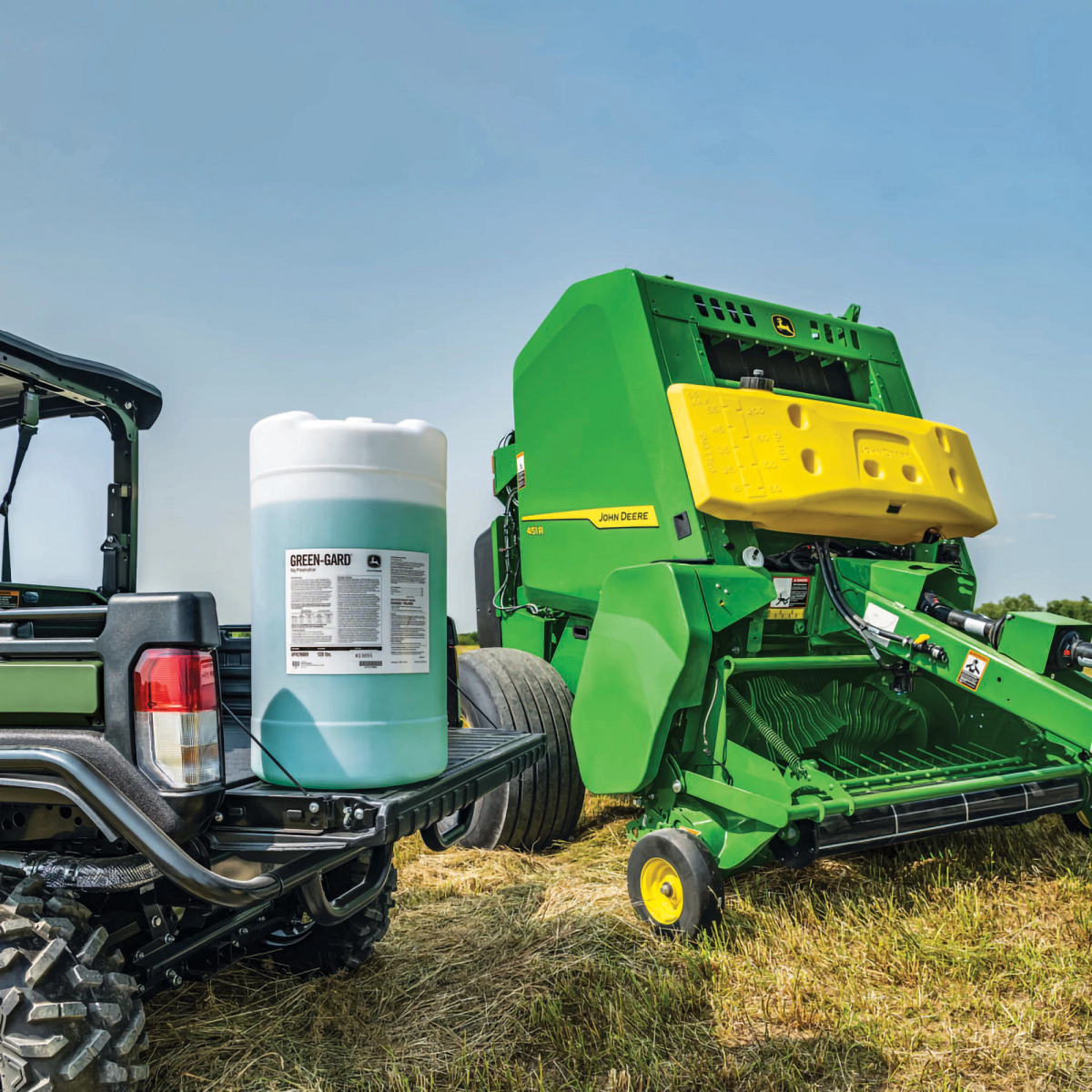 John Deere Hay Preservative, Green-Gard™, 2380 lbs (270 Gallon) Large Tote - AFH216673