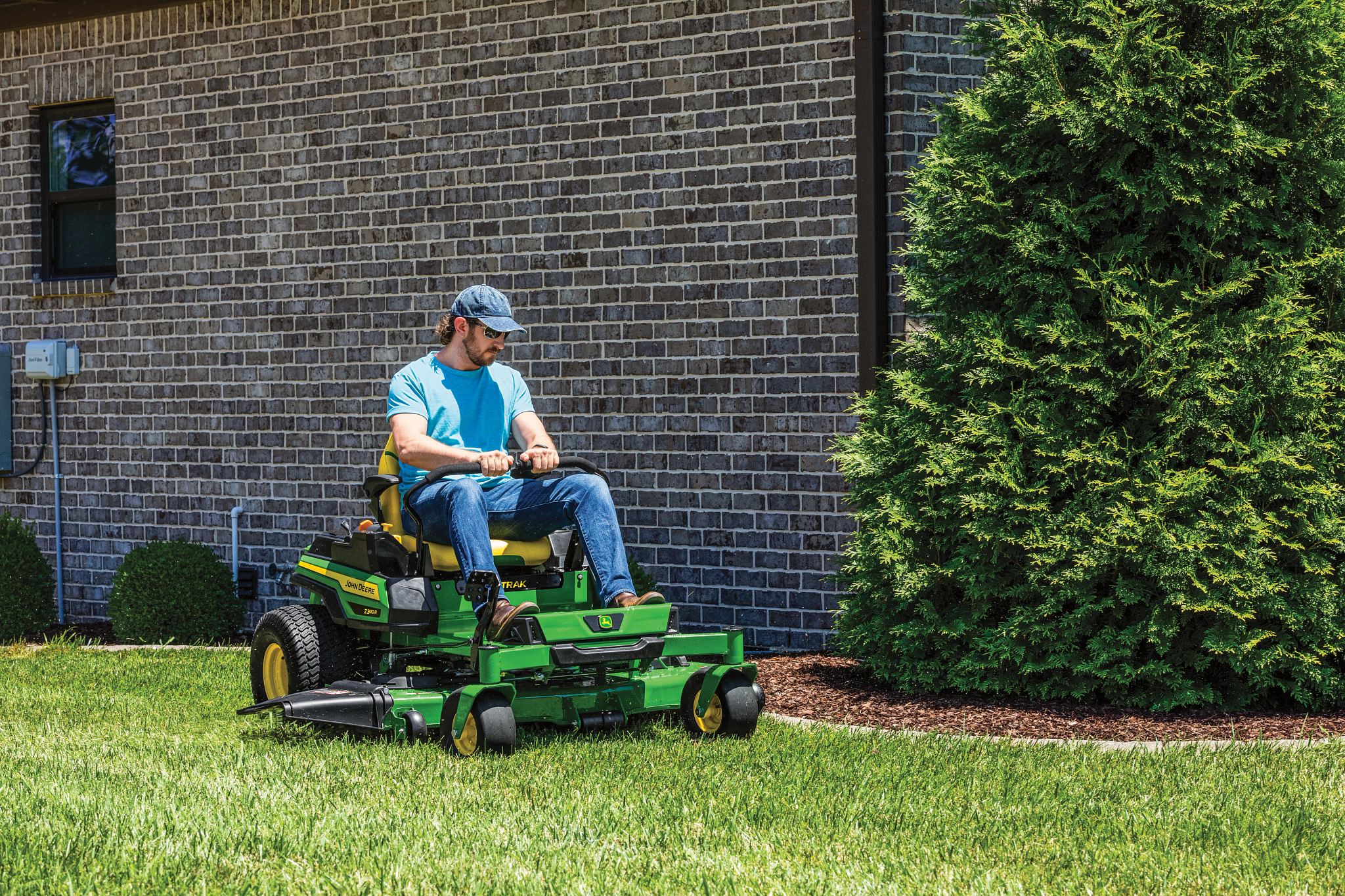 Get an Clean Cut with the 54-in. Accel Deep™ Mower Deck