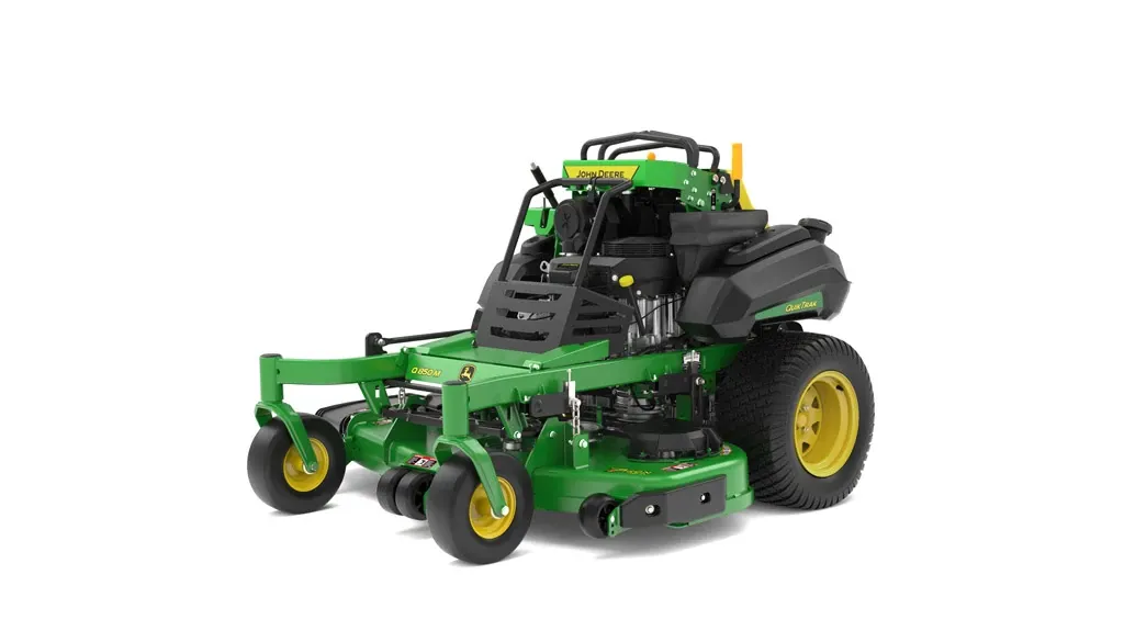 Q850M QuikTrak Stand-On Mower Studio Image