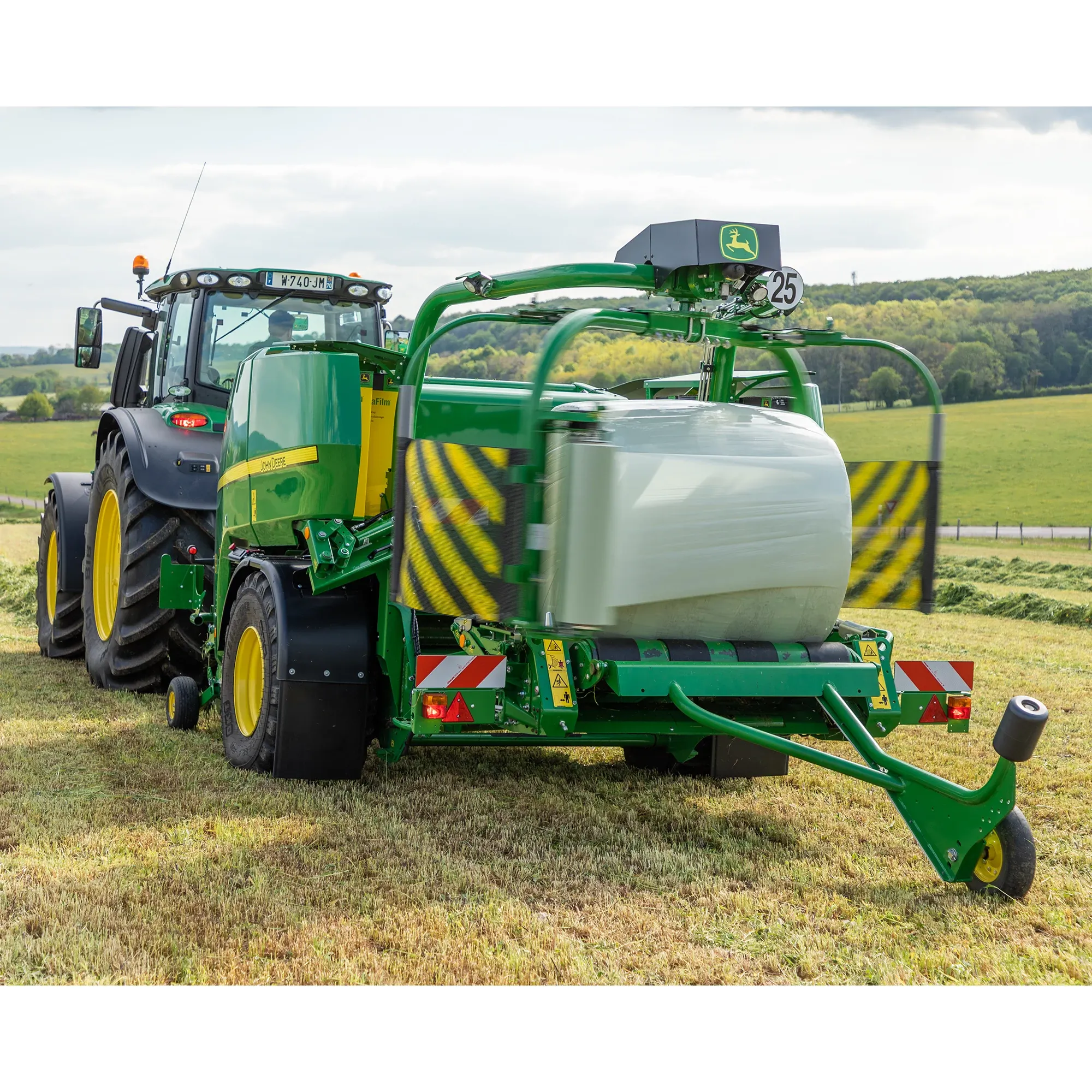 BCC10690: Bale Tilt Attachment