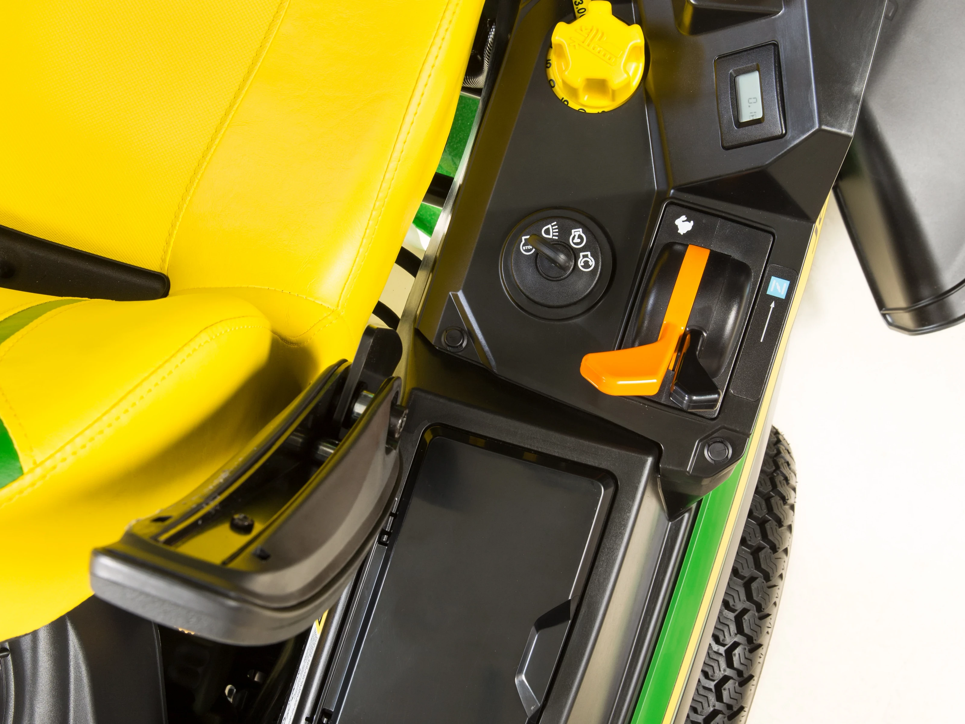 Owner photo of John Deere Z320R ZTrak™ Mower with 42-in. Deck