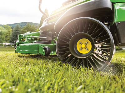 Field, Airless Radial Tires, Commercial Mowers Zero-Turn Mowers ZTrak R Series Z997R Mower Decks 60 Inch Tweels