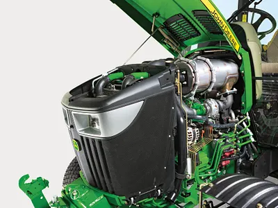 Studio 4066R - CUT 4000 Series, powerful 4-cylinder diesel, Engine