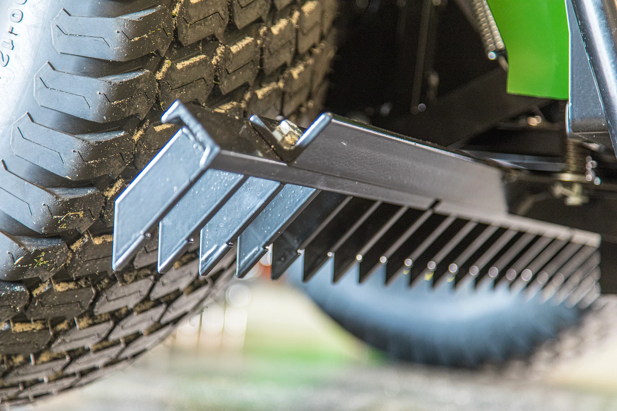 Close up view of mid-mount on TruFinish Rake