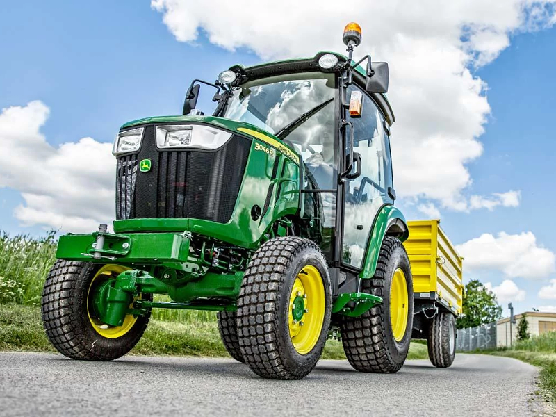 Compact Tractors John Deere UK compact-tractors-john-deere-uk