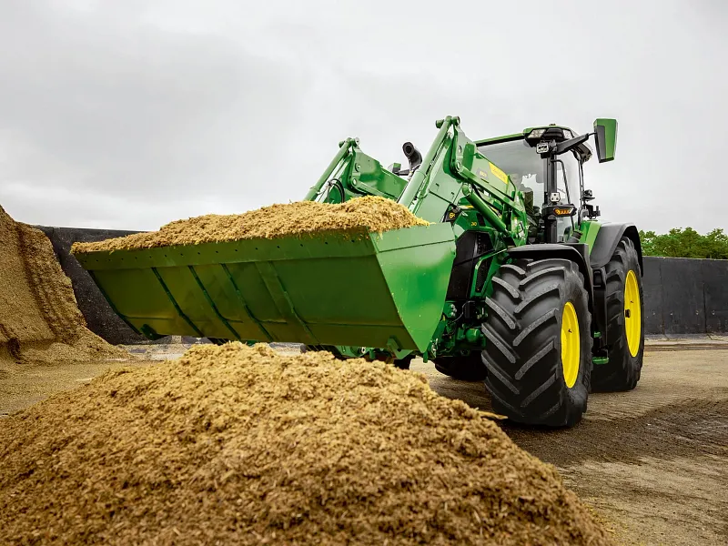 680 Front Loader 685R Front Loader | John Deere UK